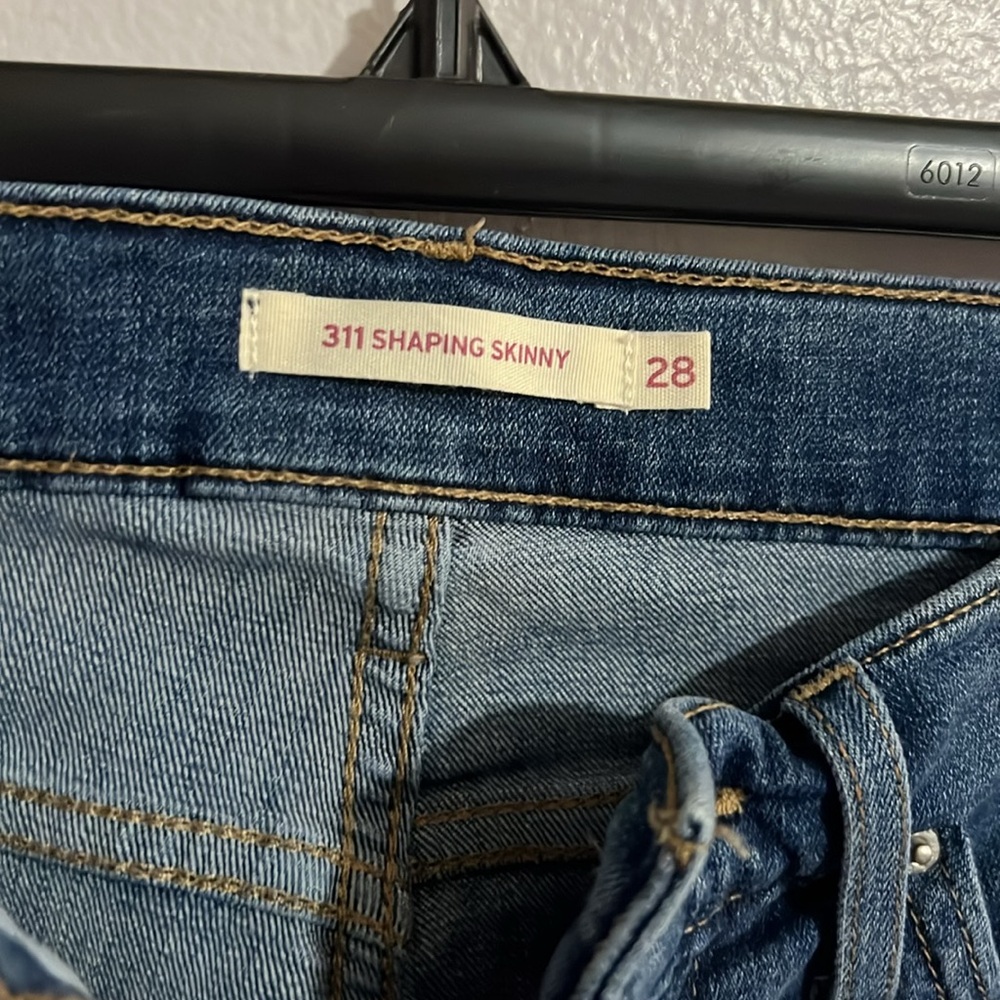 Levi’s Shaping Skinny jeans - Picture 2 of 6